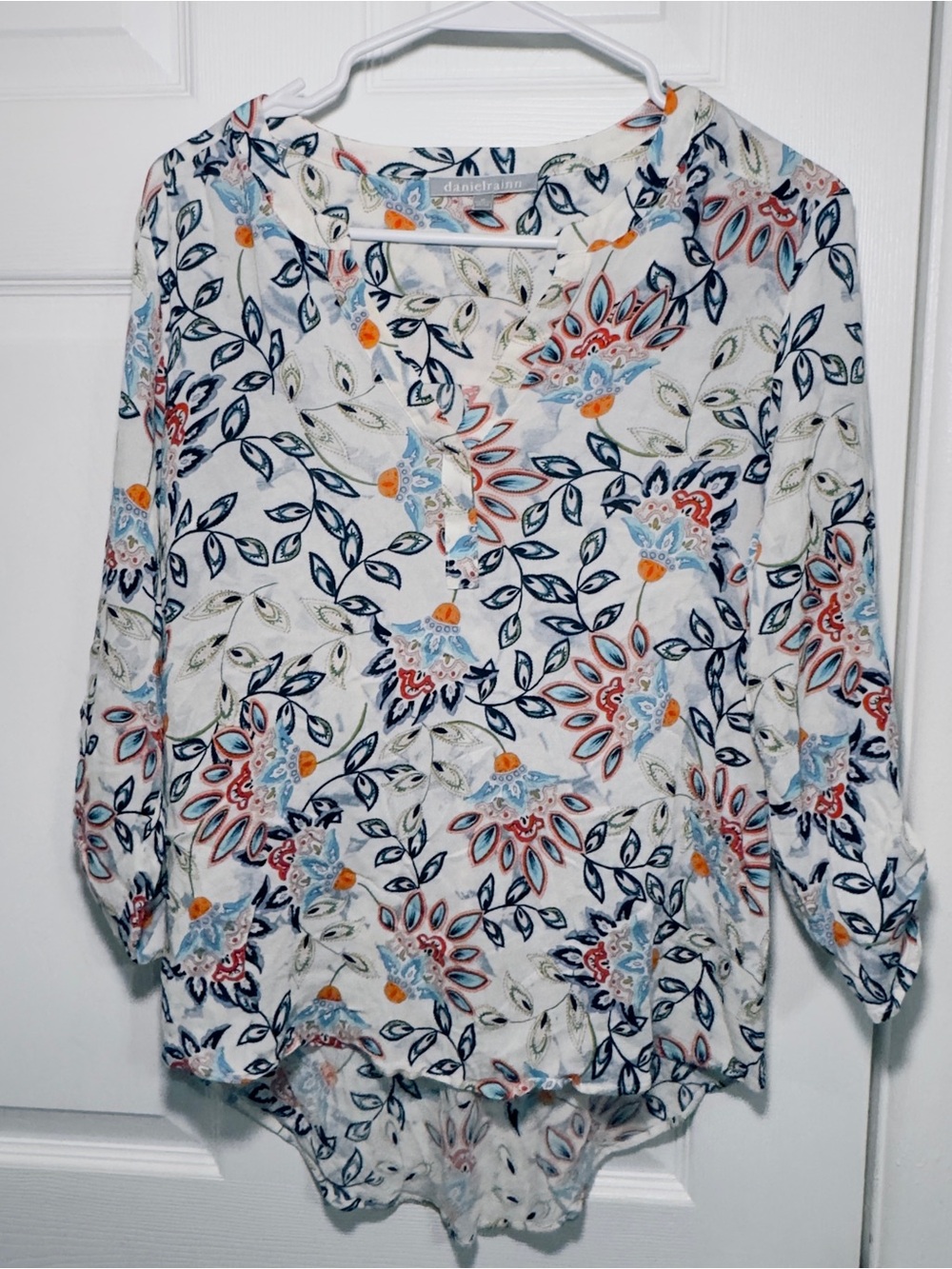 Daniel Rainn White Floral Split-Neck Tunic with Blue & Orange Accents